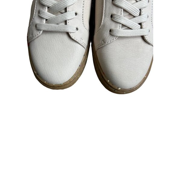 Kenneth Cole Kam Resource Women's Sneakers Color Shell  Size 5 Eu 35.5  UK 3 119 - Picture 16 of 16